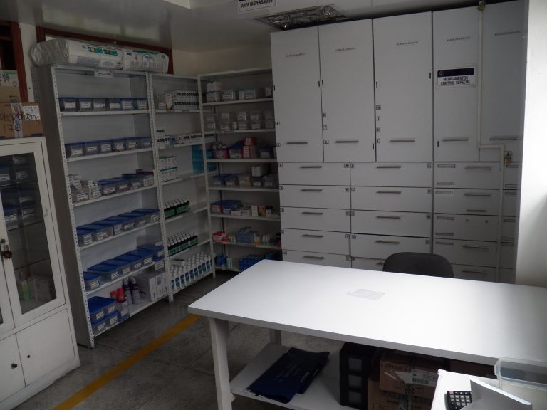 Farmacia Clínica Santo Tomás Farmacia Clínica Santo Tomás